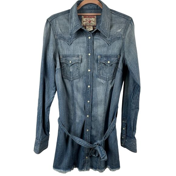 True Religion Rocky Denim Dress Pearl Snap Size Medium Blue Jean Distressed - Picture 1 of 16